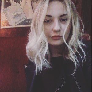 Meet your Posher, Daniela